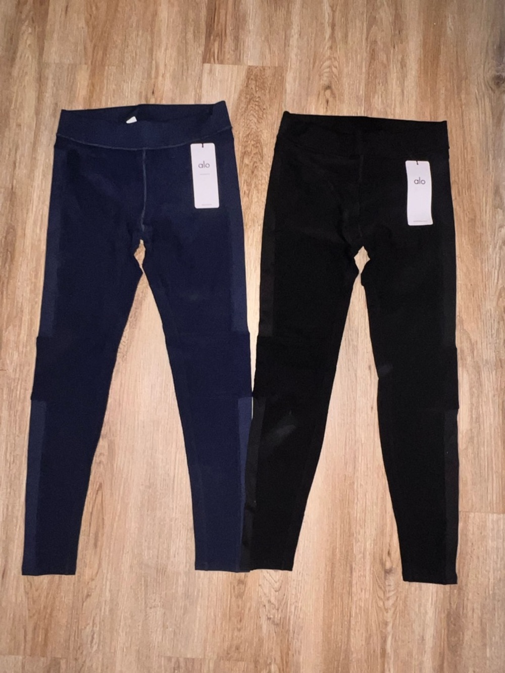 ALO Yoga Navy and Black Legging duo – High-Rise Performance